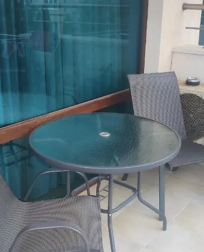 лесо-зара студио Апартамент *