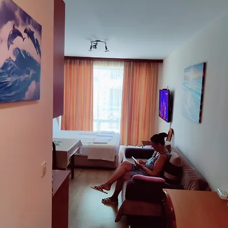 лесо-зара студио Apartment *