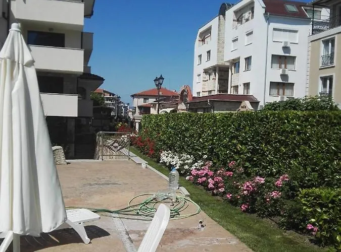 лесо-зара студио Appartement Ravda